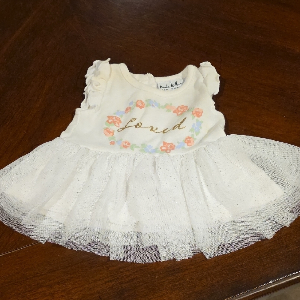 (J59) Nicole Miller Cream Dress with Floral Design Sz 0-3m